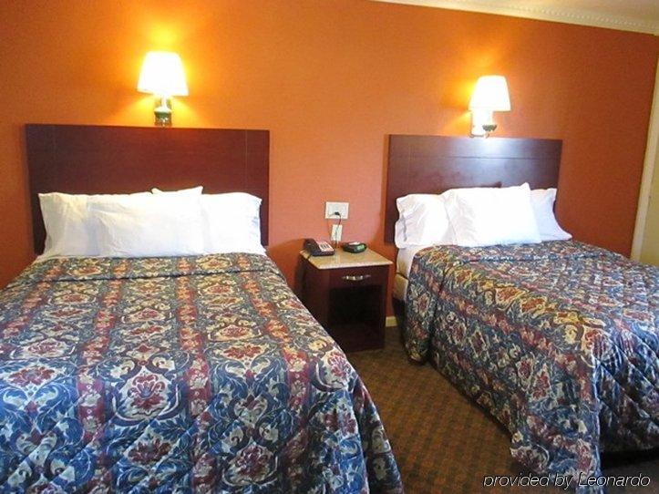 Cheshire Welcome Inn Экстерьер фото